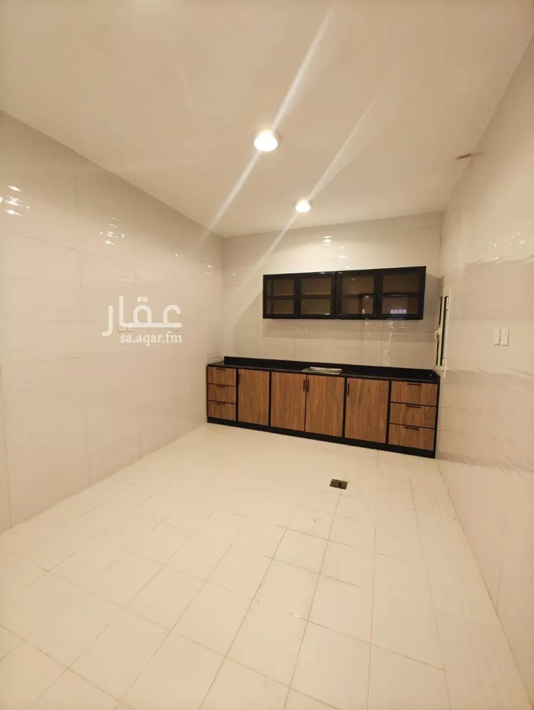 شقة للإيجار في شارع السيف الامدي, حي المصيف, مدينة الرياض, منطقة الرياض صورة 2