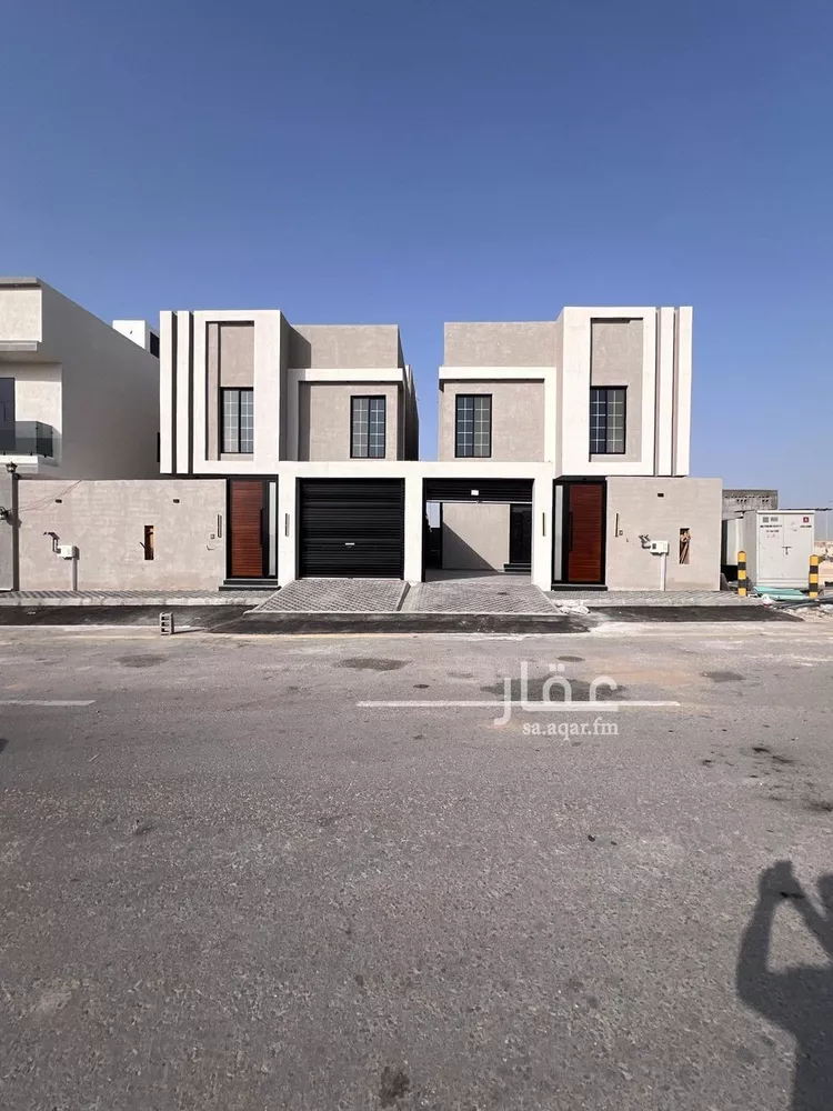 فيلا للبيع في شارع أبها, حي الشعلة, مدينة الدمام, المنطقة الشرقية
