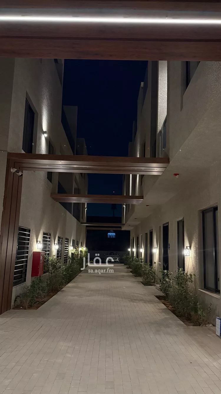 فيلا للإيجار في شارع ابن البرهان النحاس, حي الرمال, مدينة الرياض, منطقة الرياض