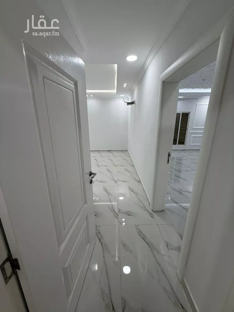 شقة للبيع في شارع تنومة, حي الحمراء, مدينة الخبر, المنطقة الشرقية صورة 3