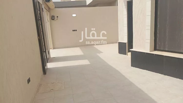 Floor for Sale in Riyadh Badr 10