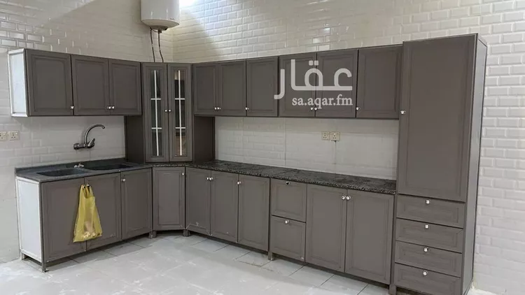 فيلا للإيجار في شارع زينب بنت ابي سلمة, حي الرمال, مدينة الرياض, منطقة الرياض صورة 2