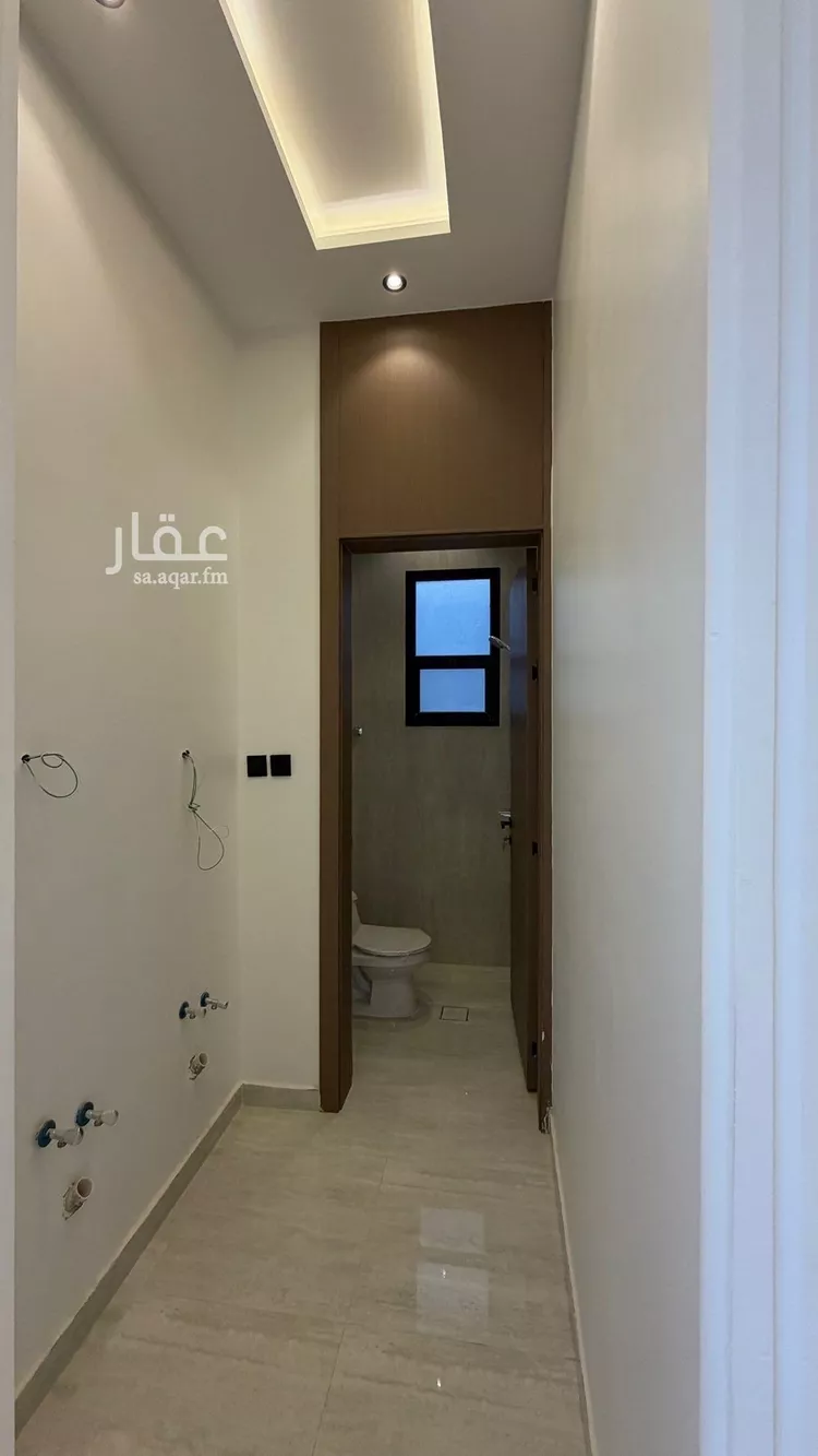 فيلا للبيع في شارع عبيدالله الفقيه, حي الرمال, مدينة الرياض, منطقة الرياض