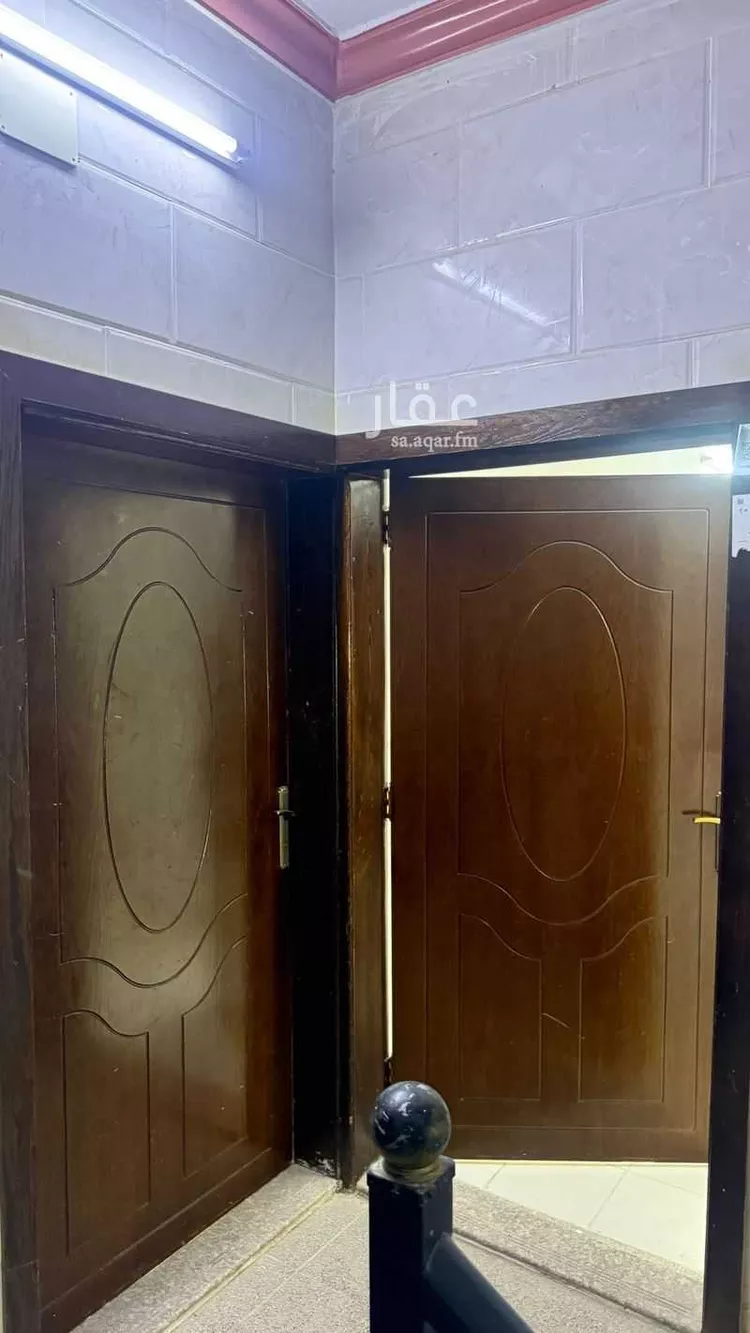 شقة للإيجار في شارع حصن القصير ، حي الواسط ، الطائف ، الطائف