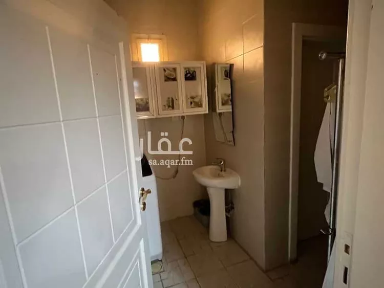 فيلا للبيع في شارع جسرة بنت دجاجة, حي وادي مذينب, مدينة المدينة المنورة, منطقة المدينة المنورة 18