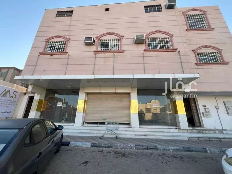 عمارة للإيجار في شارع الامير سلطان بن عبدالعزيز, حي الشفاء, مدينة عنيزة, منطقة القصيم