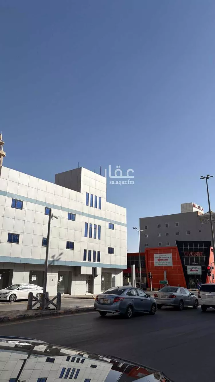 عمارة للإيجار في شارع سلطان بن عبدالعزيز, حي الصفراء, مدينة بريدة, منطقة القصيم صورة 4