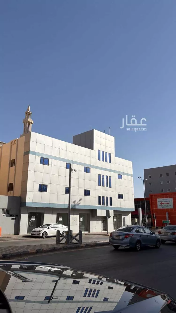 عمارة للإيجار في شارع سلطان بن عبدالعزيز, حي الصفراء, مدينة بريدة, منطقة القصيم صورة 3