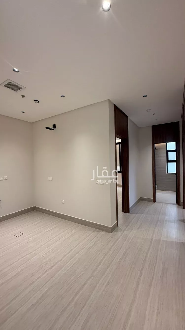 شقة للبيع في شارع عبدالله بن أبي حسان, حي العارض, مدينة الرياض, منطقة الرياض صورة 3
