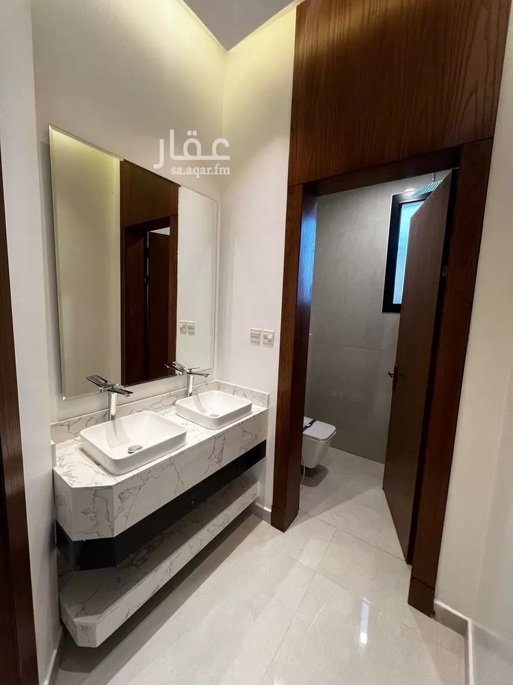 فيلا للبيع في شارع المضة, حي ظهرة لبن, مدينة الرياض, منطقة الرياض صورة 3