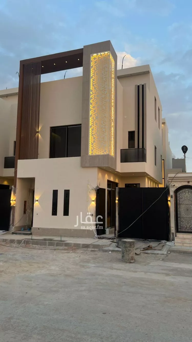 فيلا للبيع في شارع علي بن هبة الله, حي المهدية, مدينة الرياض, منطقة الرياض صورة 2