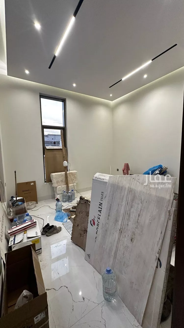 فيلا للبيع في شارع علي بن هبة الله, حي المهدية, مدينة الرياض, منطقة الرياض صورة 5