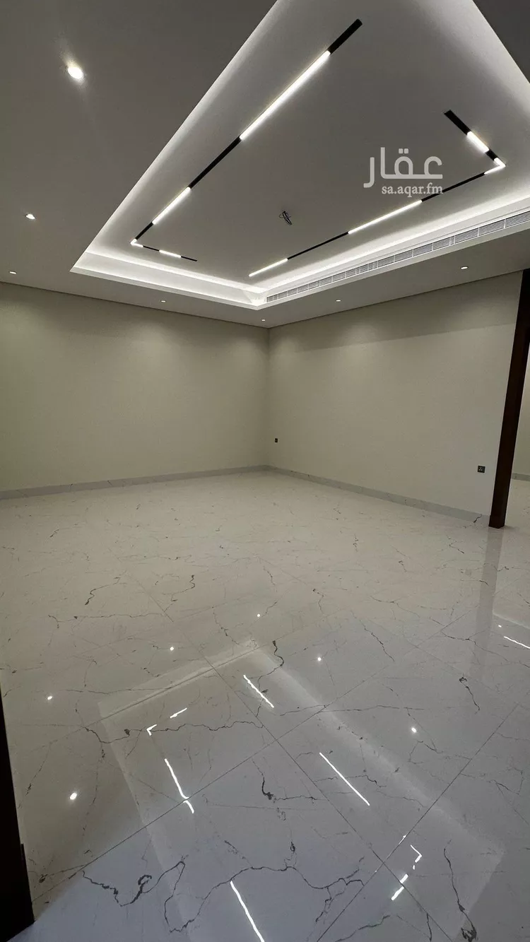 فيلا للبيع في شارع علي بن هبة الله, حي المهدية, مدينة الرياض, منطقة الرياض صورة 3