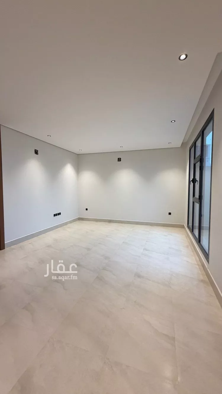 فيلا للبيع في شارع فؤاد محمد عمر توفيق, حي المهدية, مدينة الرياض, منطقة الرياض صورة 5