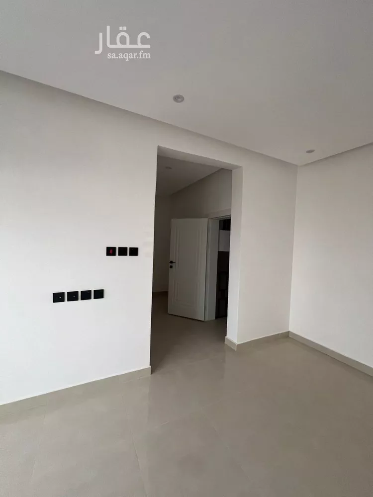 عمارة للبيع في شارع جبل العين, حي ظهرة لبن, مدينة الرياض, منطقة الرياض 12