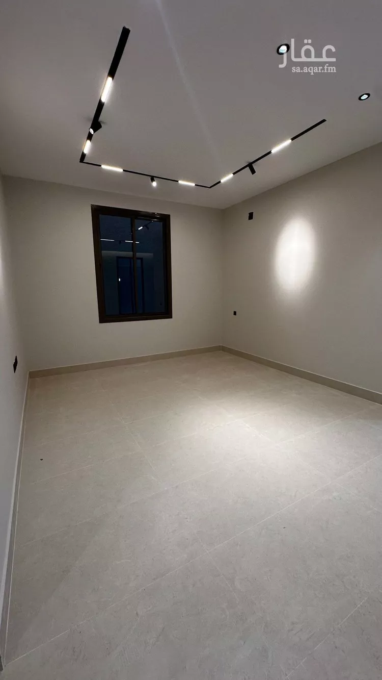 فيلا للبيع في شارع رقم 330, حي ظهرة لبن, مدينة الرياض, منطقة الرياض صورة 4