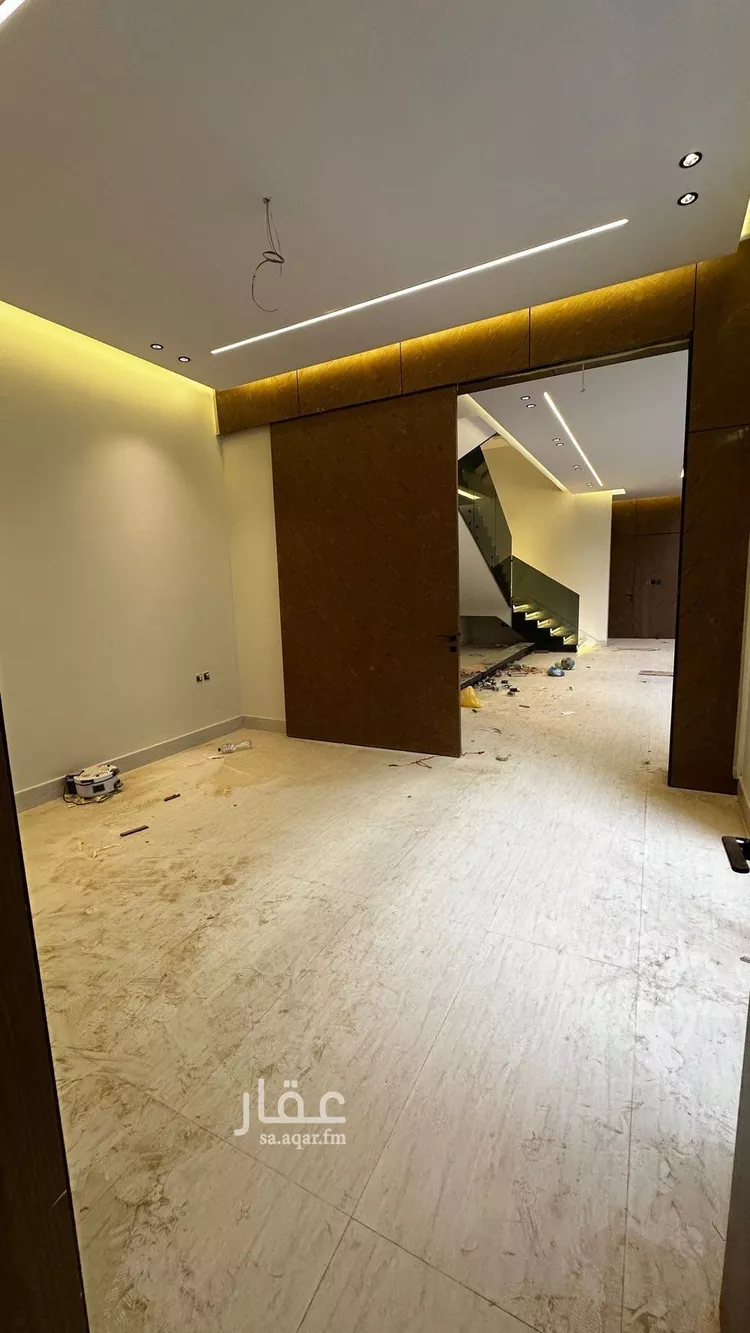 فيلا للبيع في شارع رقم 330, حي ظهرة لبن, مدينة الرياض, منطقة الرياض صورة 5