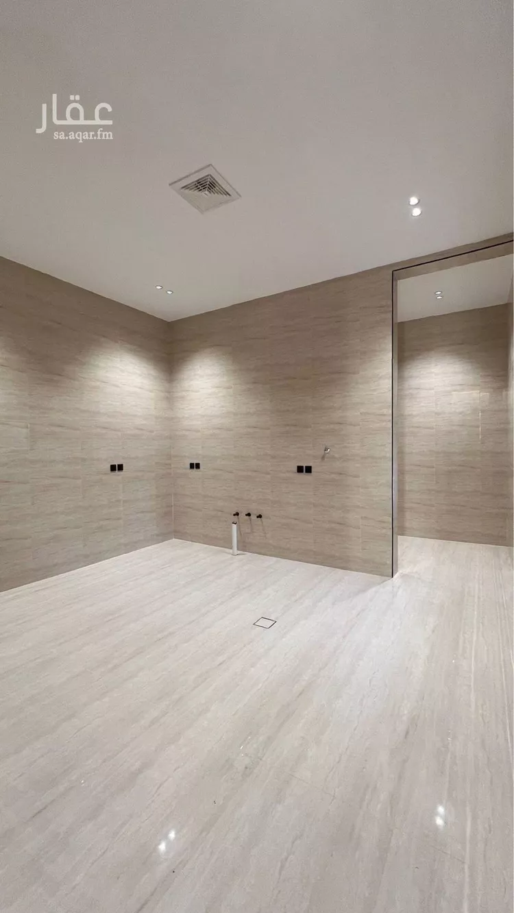 Villa for Sale in Riyadh Al Mahdiyah صورة 4