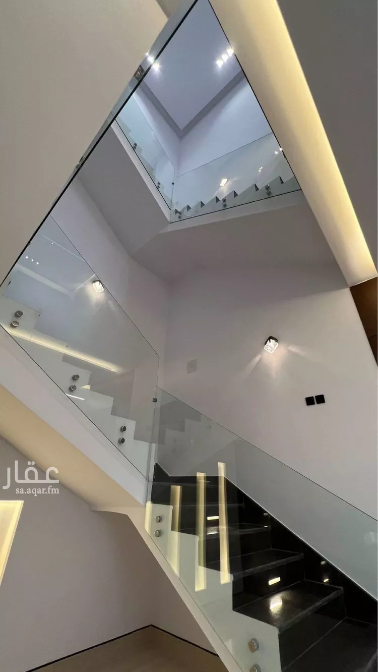 Villa for Sale in Riyadh Al Mahdiyah صورة 5