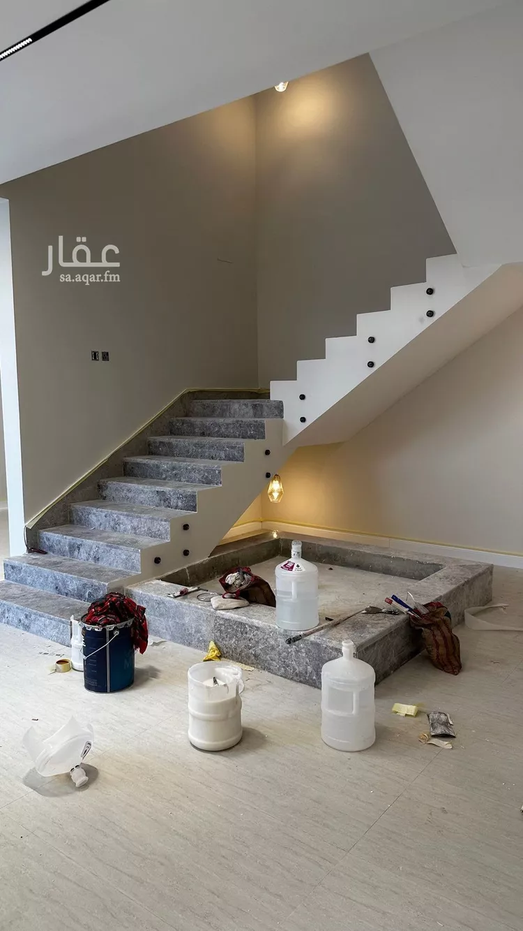 فيلا للبيع في شارع فؤاد محمد عمر توفيق, حي المهدية, مدينة الرياض, منطقة الرياض صورة 3