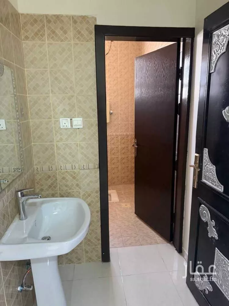 فيلا للإيجار في شارع المضة, حي ظهرة لبن, مدينة الرياض, منطقة الرياض صورة 5