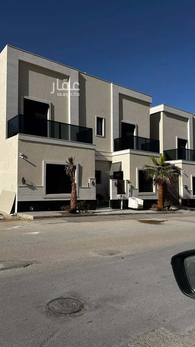 فيلا للبيع في شارع المضة, حي ظهرة لبن, مدينة الرياض, منطقة الرياض