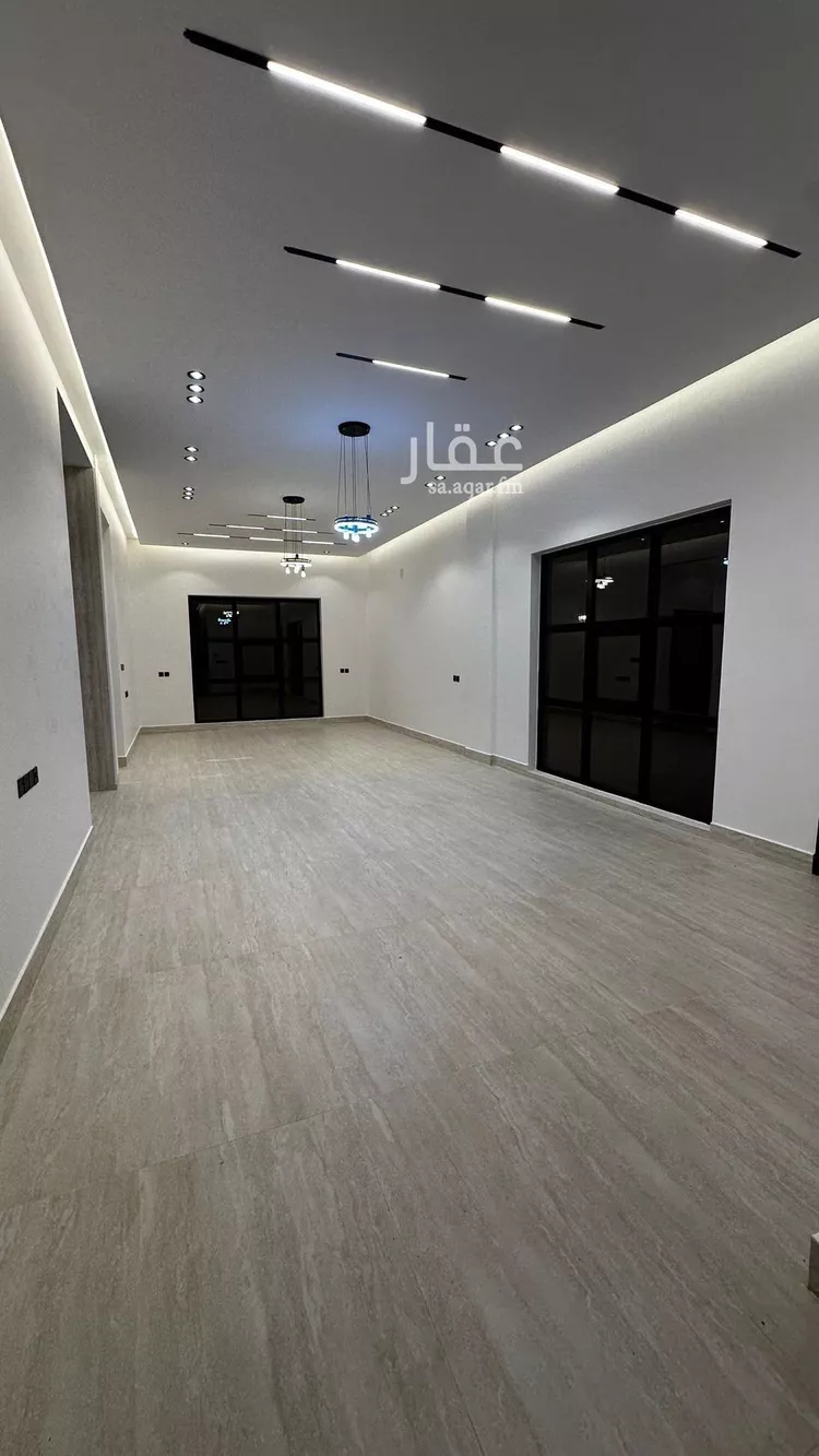 فيلا للبيع في شارع علي بن هبة الله, حي المهدية, مدينة الرياض, منطقة الرياض صورة 3