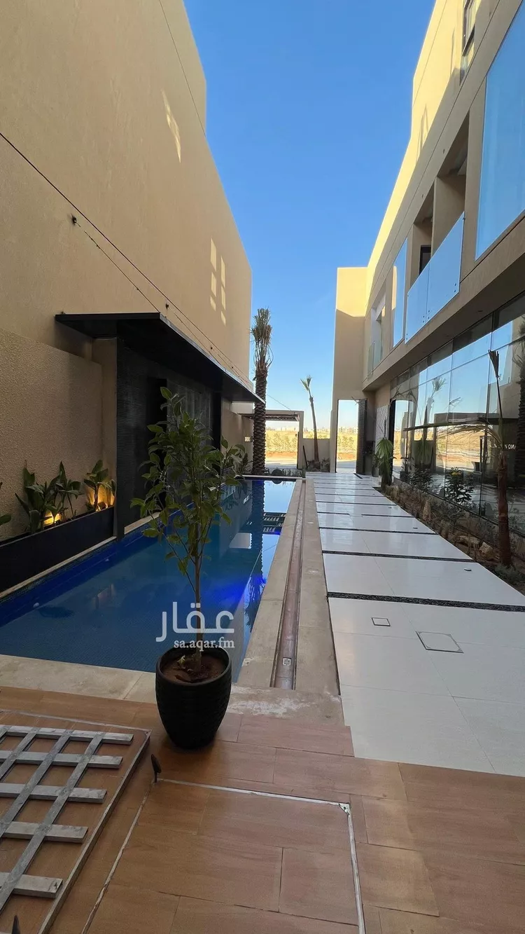 فيلا للبيع في شارع عمر بن عبدالقادر مفتي, حي المهدية, مدينة الرياض, منطقة الرياض صورة 3