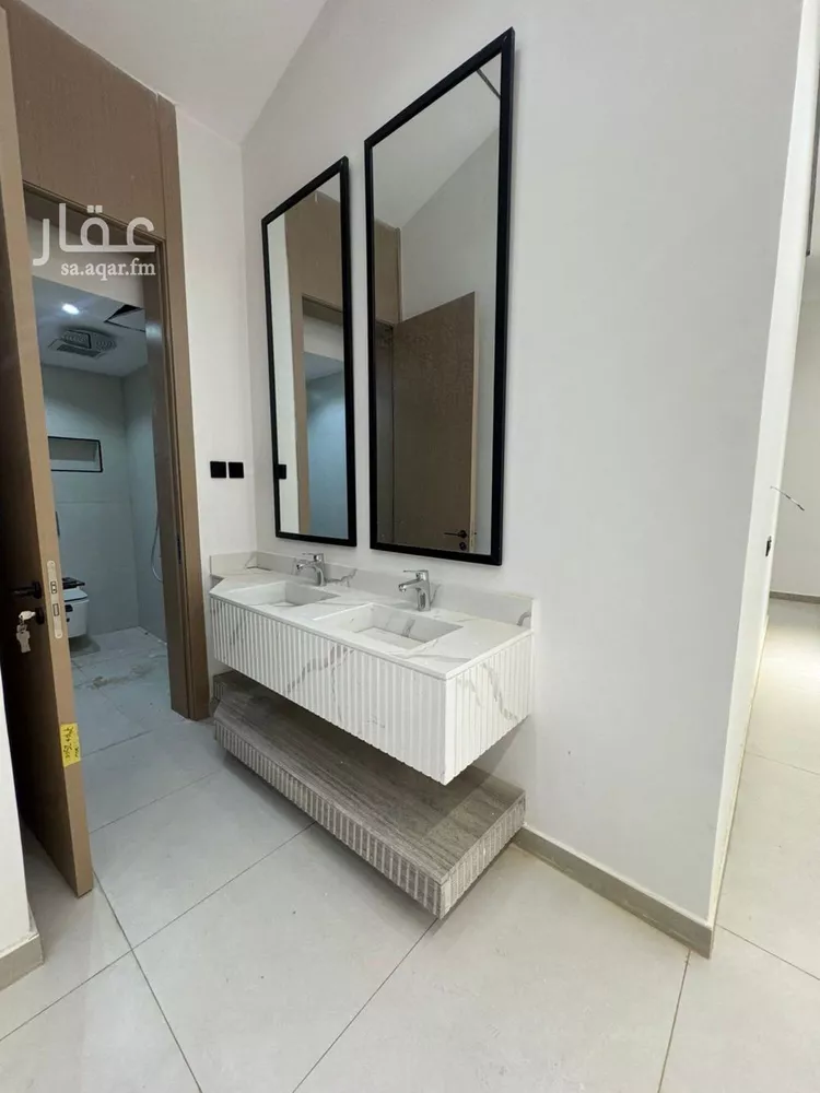 فيلا للبيع في شارع رقم 263, حي ظهرة لبن, مدينة الرياض, منطقة الرياض صورة 4