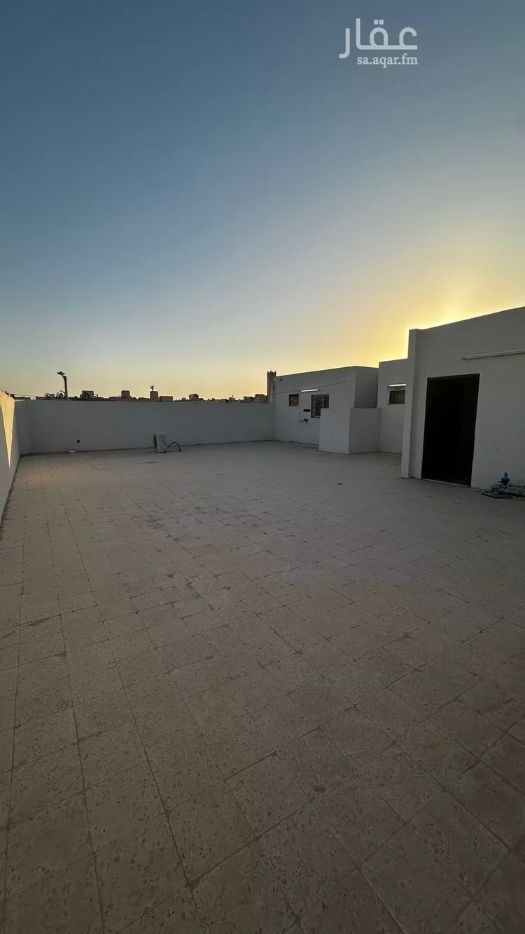 فيلا للإيجار في شارع المضة, حي ظهرة لبن, مدينة الرياض, منطقة الرياض صورة 2