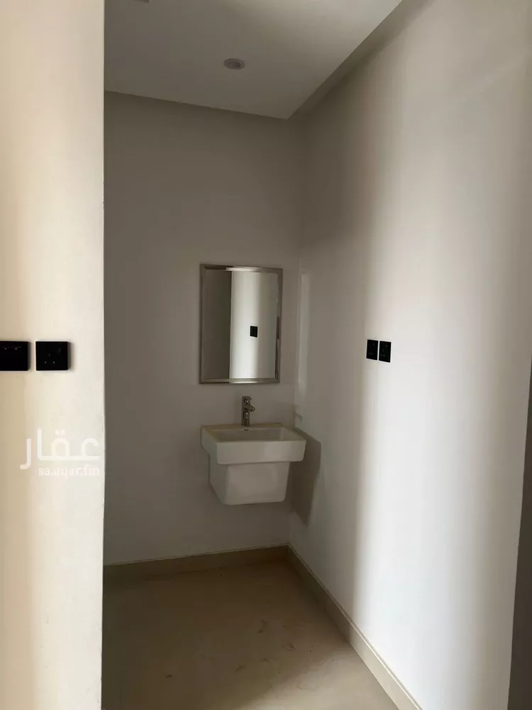 عمارة للبيع في شارع جبل العين, حي ظهرة لبن, مدينة الرياض, منطقة الرياض 10