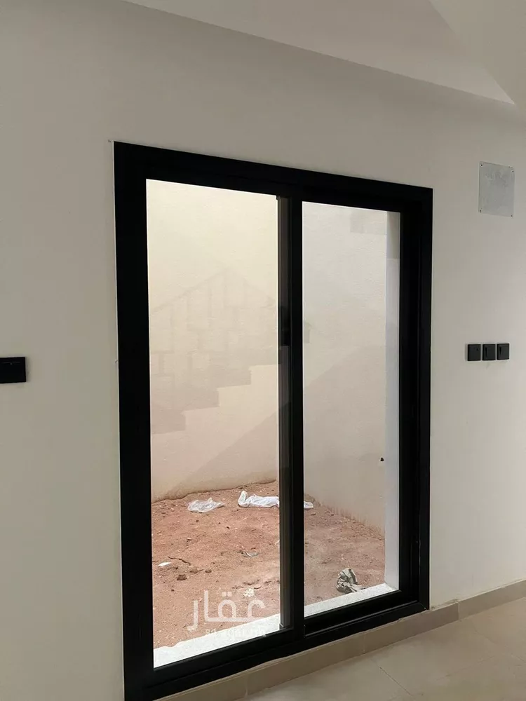 فيلا للإيجار في شارع جبل العين, حي ظهرة لبن, مدينة الرياض, منطقة الرياض 15