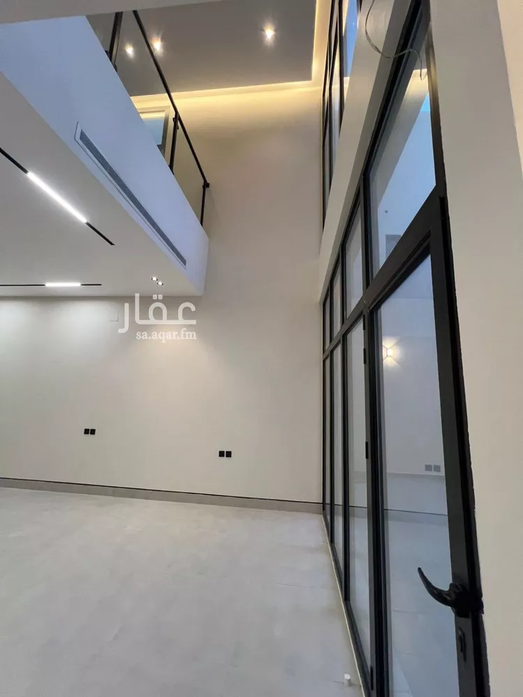 فيلا للبيع في شارع علي بن هبة الله, حي المهدية, مدينة الرياض, منطقة الرياض صورة 5