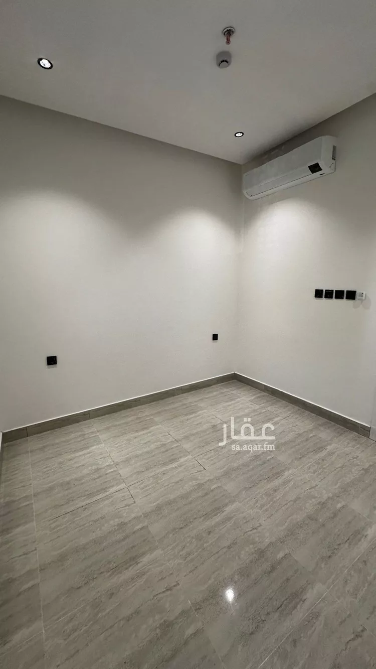 عمارة للبيع في شارع الطائف, حي ظهرة لبن, مدينة الرياض, منطقة الرياض صورة 2