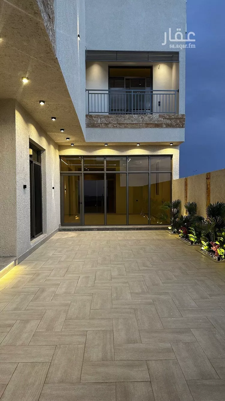 فيلا للبيع في شارع أحمد المستنير, حي المهدية, مدينة الرياض, منطقة الرياض صورة 2