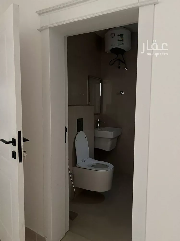 عمارة للبيع في شارع جبل العين, حي ظهرة لبن, مدينة الرياض, منطقة الرياض 13