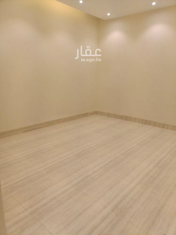 دور للبيع في شارع ابن وهب القرشي, حي الرمال, مدينة الرياض, منطقة الرياض صورة 5