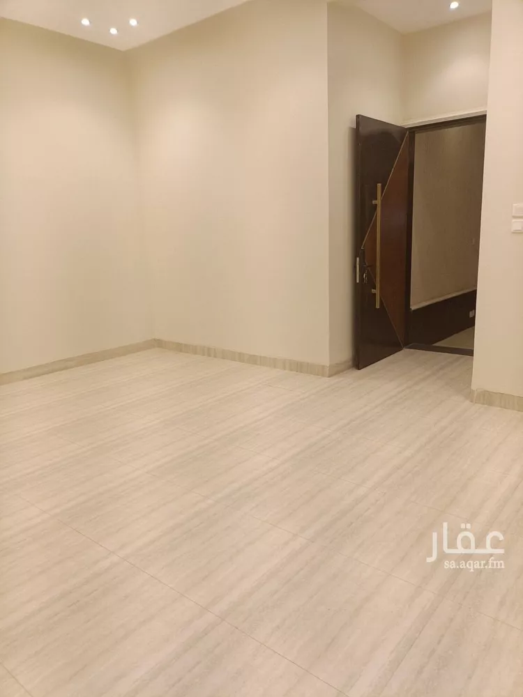 دور للبيع في شارع أبي بكر بن علامة الأنصاري, حي الرمال, مدينة الرياض, منطقة الرياض صورة 4