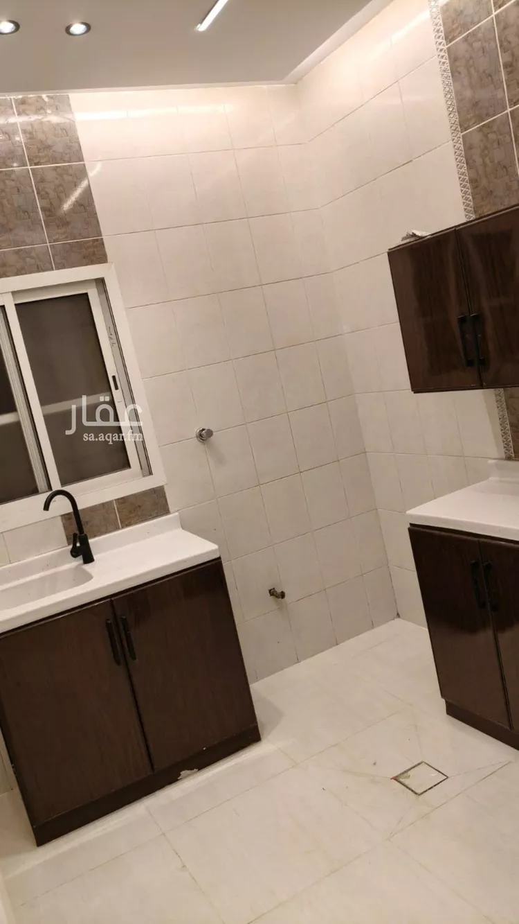 شقة للإيجار في شارع الصحابة, حي إشبيلية, مدينة الرياض, منطقة الرياض صورة 5
