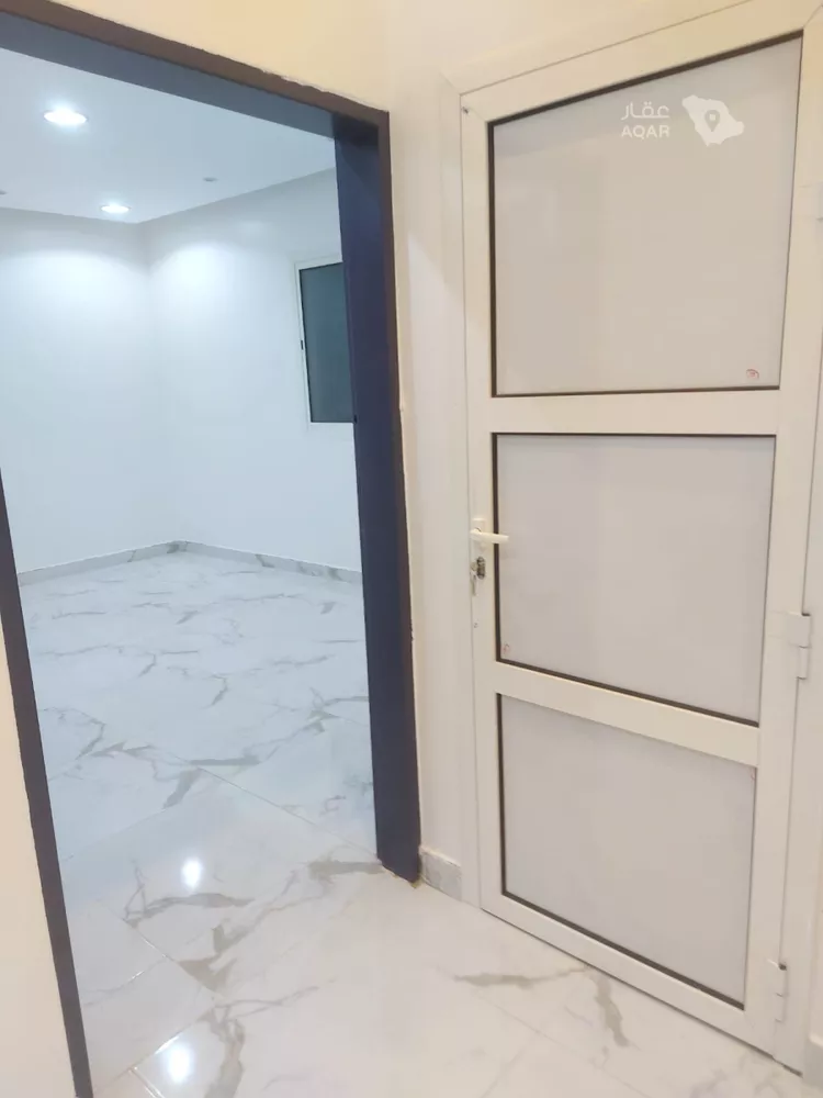 شقة للإيجار في شارع رقم 42, حي ظهرة لبن, مدينة الرياض, منطقة الرياض 9