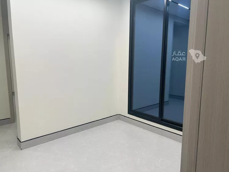 شقة للإيجار في شارع رقم 42, حي ظهرة لبن, مدينة الرياض, منطقة الرياض 8
