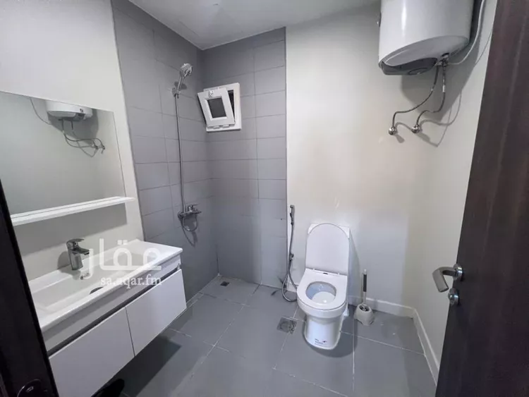 فيلا للإيجار في شارع عبدالرحمن العمادي, حي مطار الملك خالد الدولي, مدينة الرياض, منطقة الرياض صورة 4