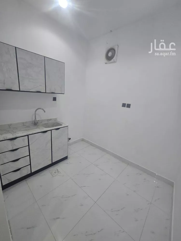 شقة للإيجار في شارع جبير بن الحويرث, حي النسيم الشرقي, مدينة الرياض, منطقة الرياض صورة 3