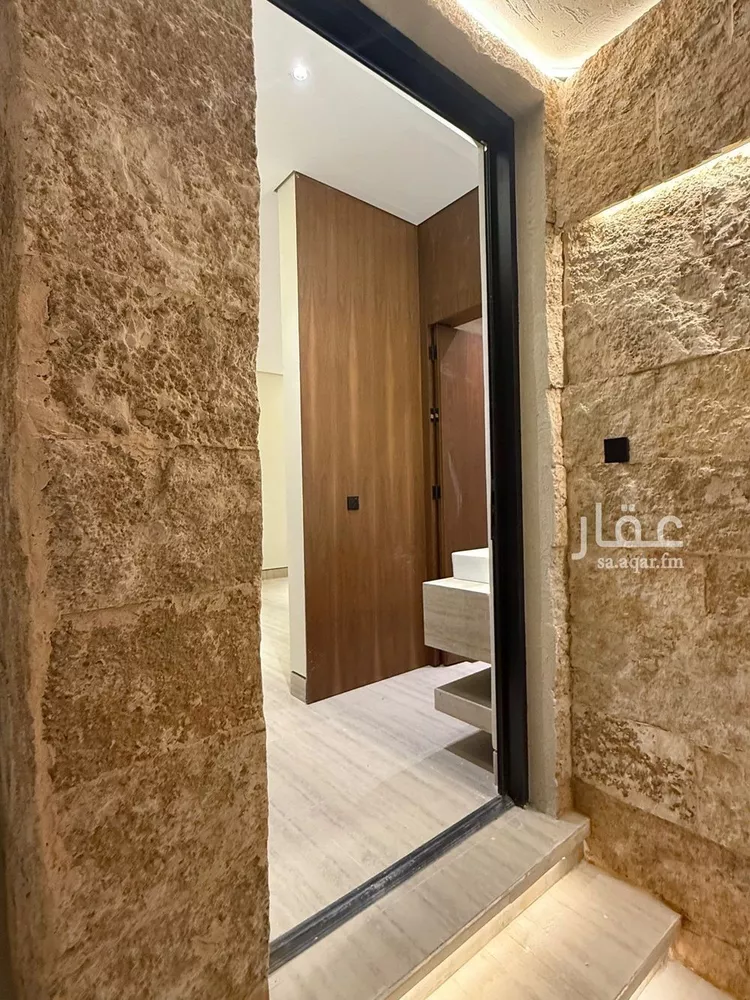 دور للبيع في شارع قوام السنة, حي الملك فهد, مدينة الرياض, منطقة الرياض صورة 4