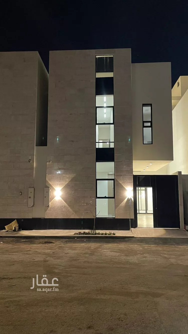 فيلا للبيع في شارع قطب الدين بن السلطان, حي المهدية, مدينة الرياض, منطقة الرياض