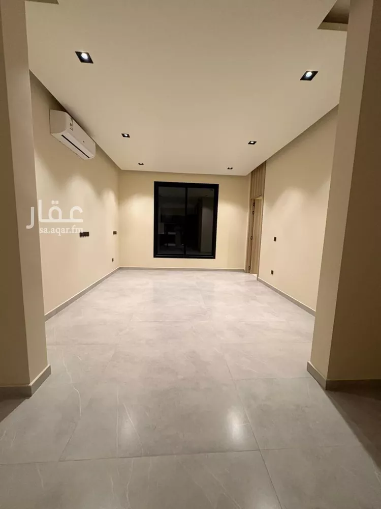 Floor for Rent in Riyadh Umm Al Hamam Al Gharbi