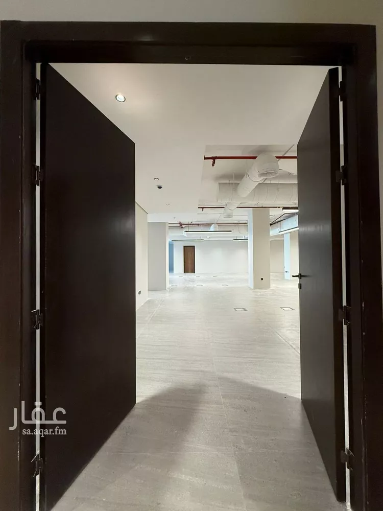 مكتب تجاري للإيجار في شارع الأمير محمد بن عبدالعزيز, حي السليمانية, مدينة الرياض, منطقة الرياض صورة 5