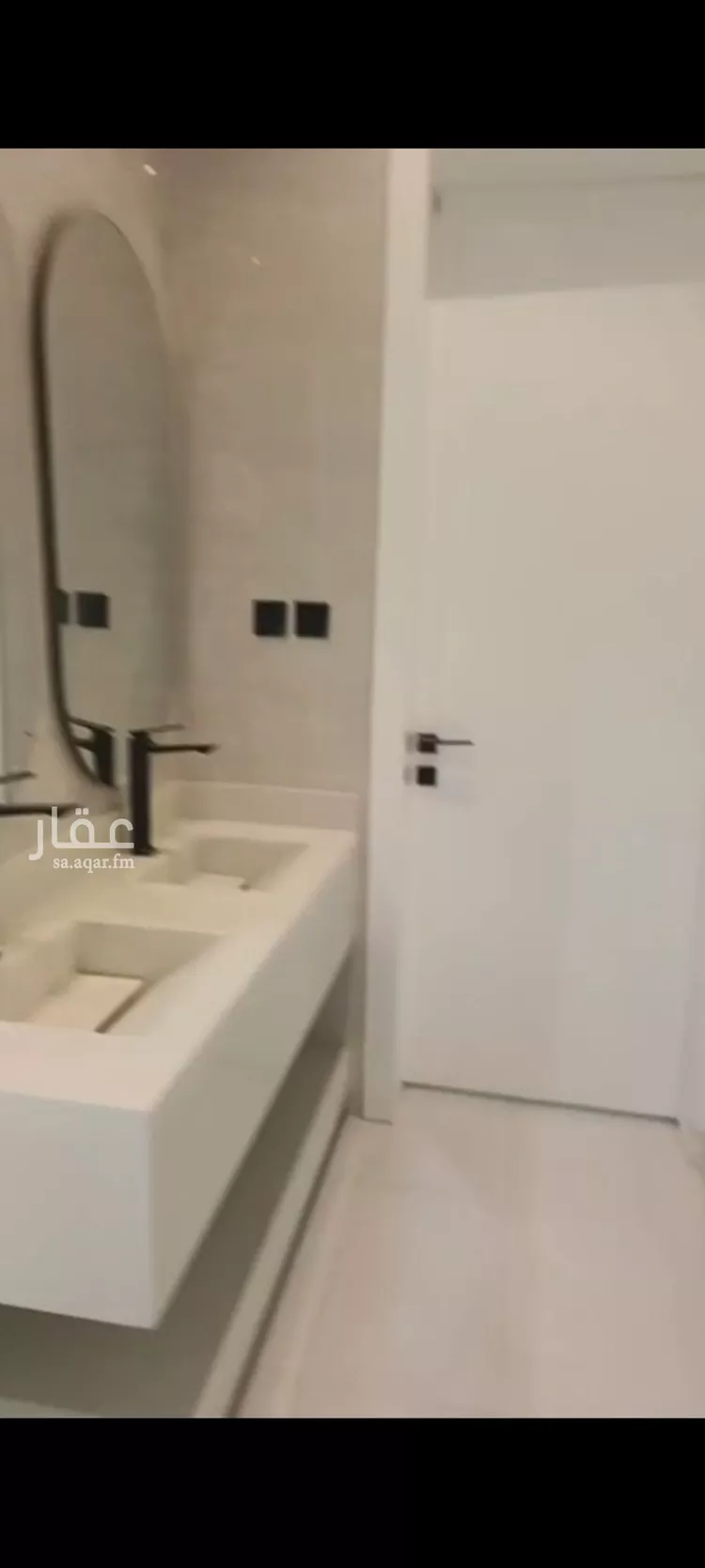 فيلا للبيع في شارع حرة الحجرة, حي الجنادرية, مدينة الرياض, منطقة الرياض صورة 3