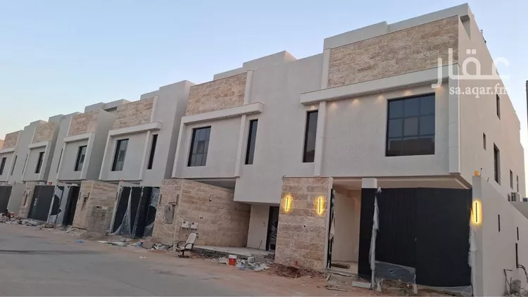 دور للبيع في شارع رقم 347, حي المونسية, مدينة الرياض, منطقة الرياض صورة 2