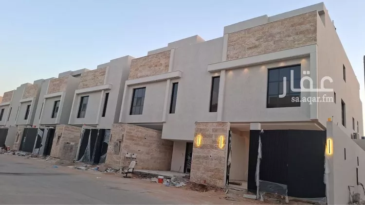 دور للبيع في شارع رقم 367, حي المونسية, مدينة الرياض, منطقة الرياض صورة 2